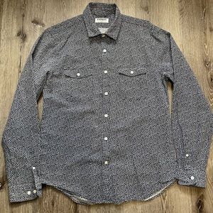 Express Long sleeve button down .